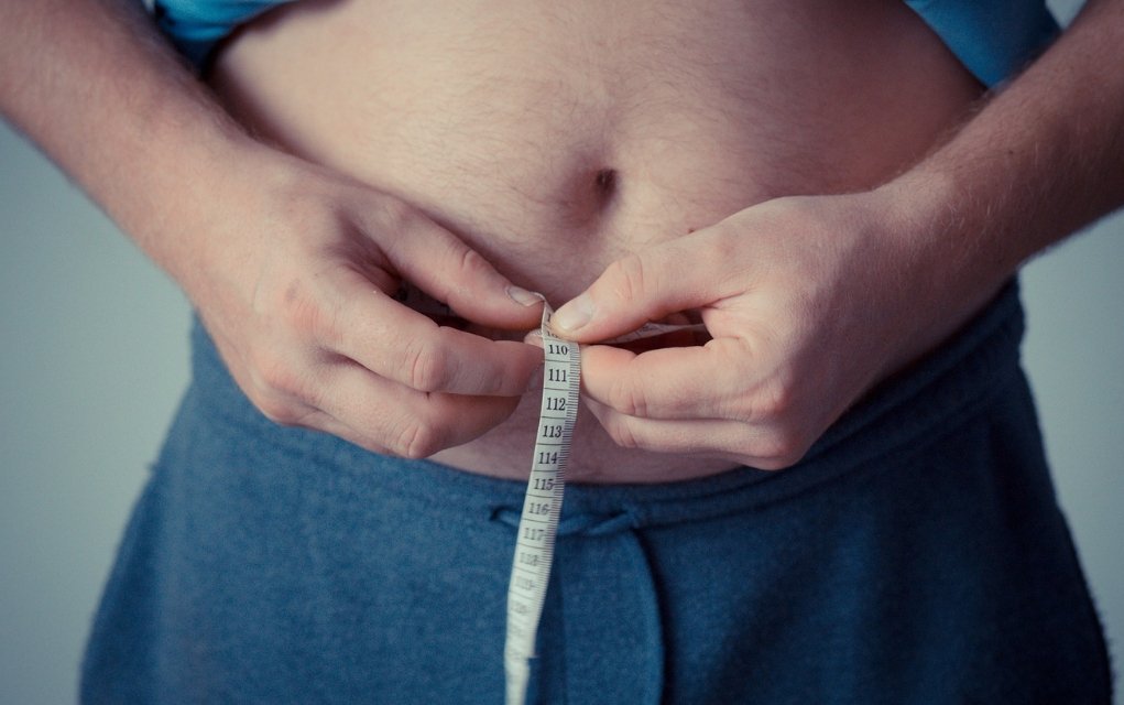 Bauchfett reduzieren, das müssen sie tun um Fettleibigkeit vorzubeugen